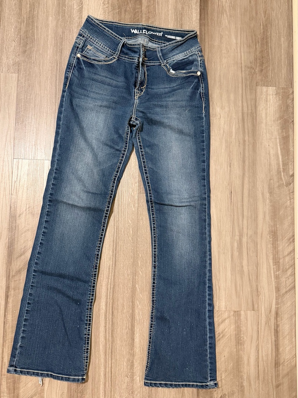 Wallflower Women's Medium Dark Blue Bootcut Jeans